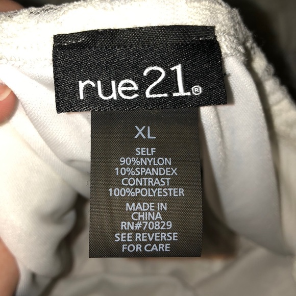 Strapless white dress - Picture 3 of 3